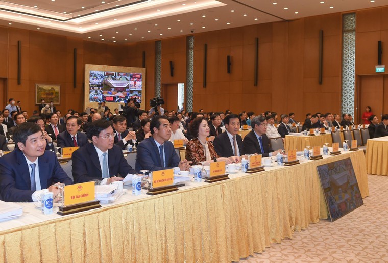 Thủ tướng Nguyễn Xuân Phúc: Phải cải cách mạnh mẽ hơn để đất nước tiến lên ảnh 4