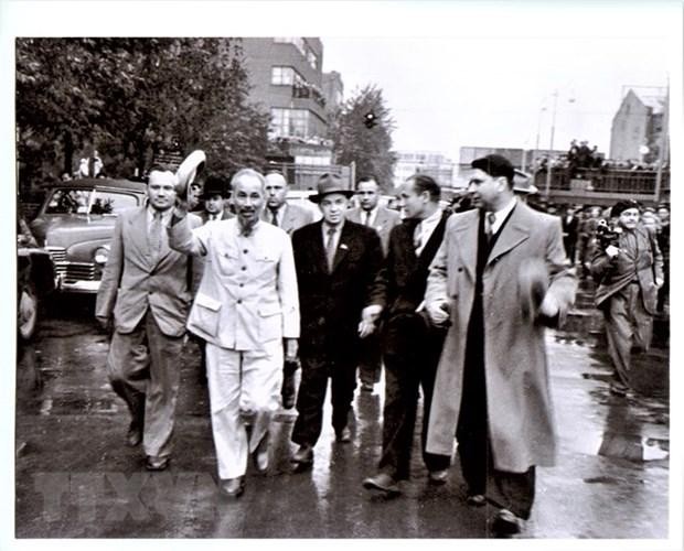 Chủ tịch Hồ Chí Minh - Người làm rạng rỡ non sông, đất nước Việt Nam ảnh 2