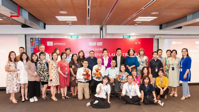 Sức mạnh của báo chí trong việc tạo ra 'bức tranh’ xã hội tích cực có trẻ em gái dân tộc thiểu số ảnh 6