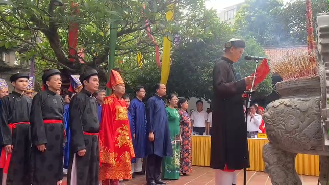 Nghi thức cung đình thăng hoa cùng dân gian trong Hội thề đền Đồng Cổ ảnh 2