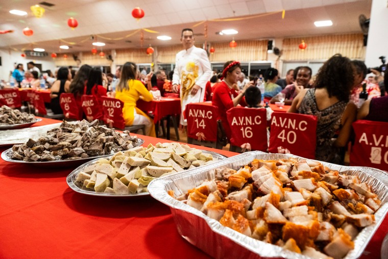 Theo người “Chân đăng” ăn Tết ở New Caledonia ảnh 6