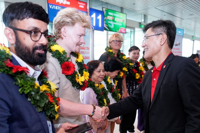 Vietjet khai trương đường bay thẳng Colombo - TP.HCM, mở lối đến đảo quốc Sri Lanka ảnh 2