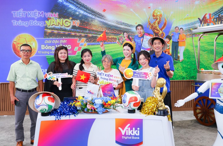 Cùng Vikki Digital Bank tiếp lửa Đội tuyển Việt Nam, săn “Bóng VÀNG Ký” 10 lượng vàng SJC 999.9 ảnh 4