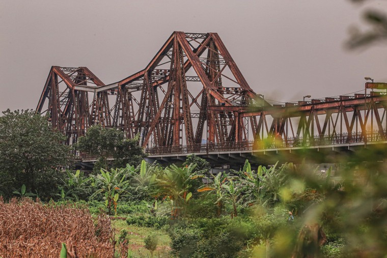 Vẻ đẹp cây cầu Long Biên qua nhiều góc độ ảnh 4