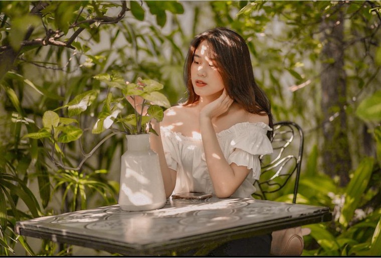 Nhan sắc đời thường của Hoa hậu Đỗ Thị Hà ảnh 3