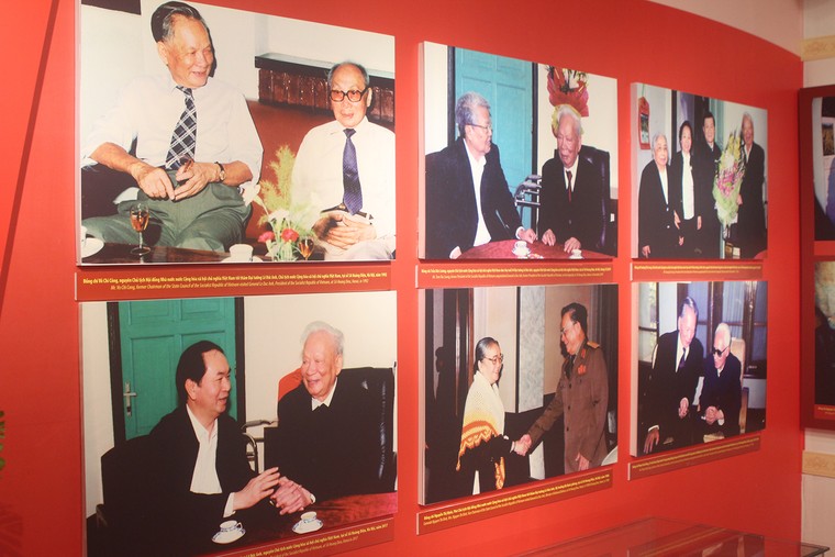 Khai mạc triển lãm 'Đại tướng Lê Đức Anh - cuộc đời và sự nghiệp' ảnh 8