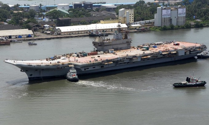 Báo Trung Quốc coi thường tàu sân bay Anh, Ấn ảnh 1