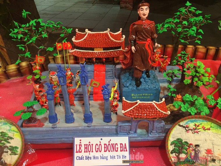 Tái hiện Hà Nội văn hiến qua nghệ thuật dân gian tò he ảnh 6