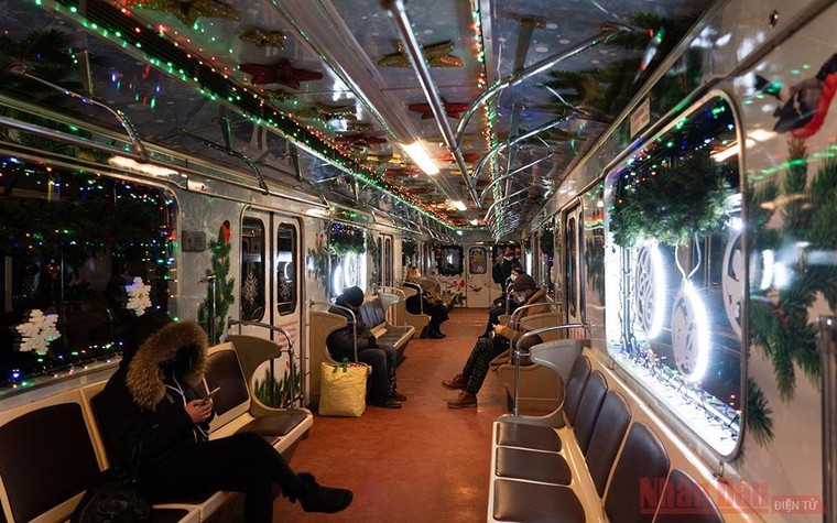“Chuyến tàu năm mới” ở Moscow ảnh 4