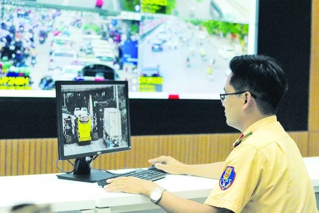 Chiêu trò che biển số né CSGT phạt nguội trên cao tốc ảnh 1