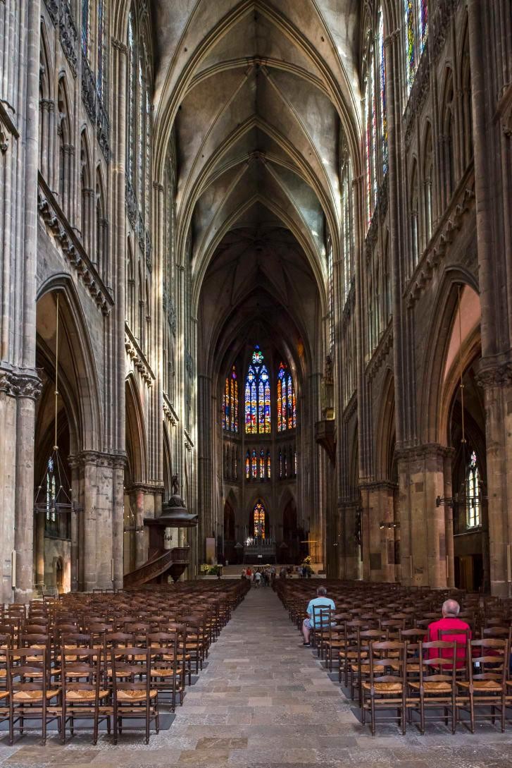 Nhà thờ Metz - công trình nghệ thuật và kiến trúc phi thường của loài người ảnh 1