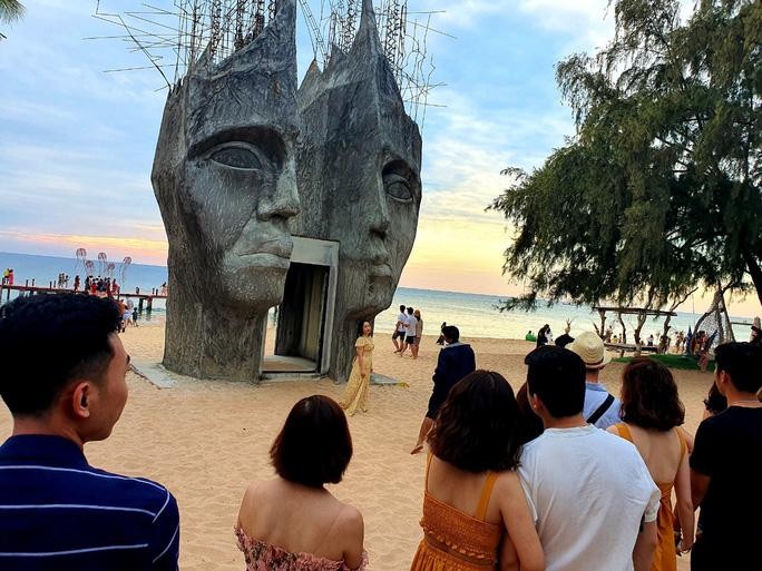 “Trắng” tour khởi hành trong dịp Tết Tân Sửu 2021 ảnh 1