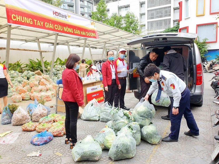 HDBank trao 1,5 tỷ đồng hỗ trợ tỉnh Hải Dương phòng chống dịch COVID-19 ảnh 4