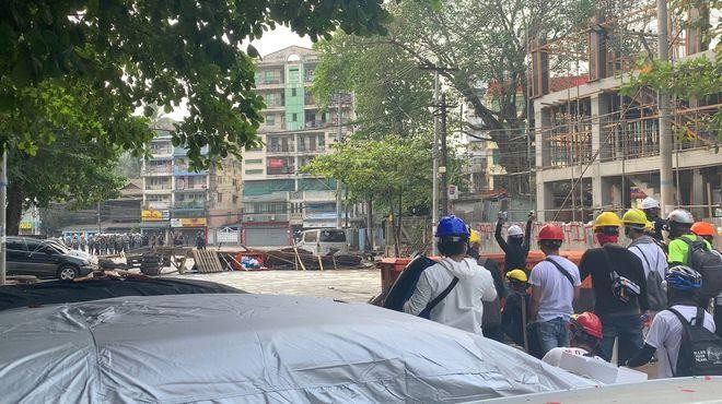 Biểu tình tại Myanmar: Thêm 9 người thiệt mạng do cảnh sát nổ súng ảnh 1