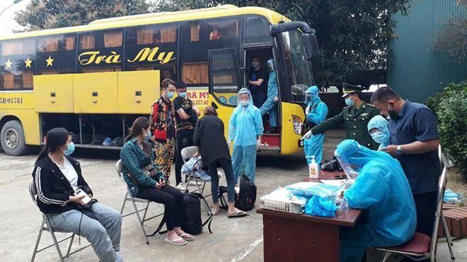 Khởi tố chủ xe, tài xế chở 53 người Trung Quốc nhập cảnh trái phép ảnh 1