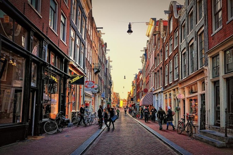 Khám phá những giao lộ sầm uất nổi tiếng thế giới ảnh 4