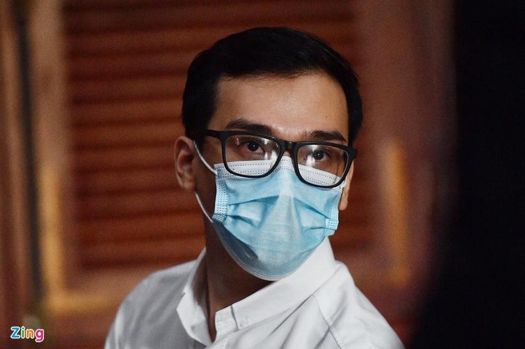 2 năm tù treo cho tiếp viên hàng không làm lây lan COVID-19 ảnh 1