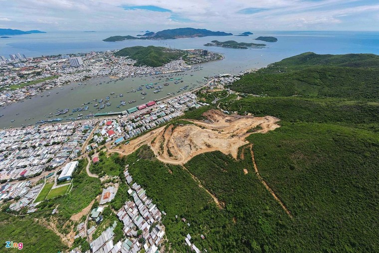 Dự án phá núi bằng mìn khiến nhà dân bị nứt, lún ảnh 3