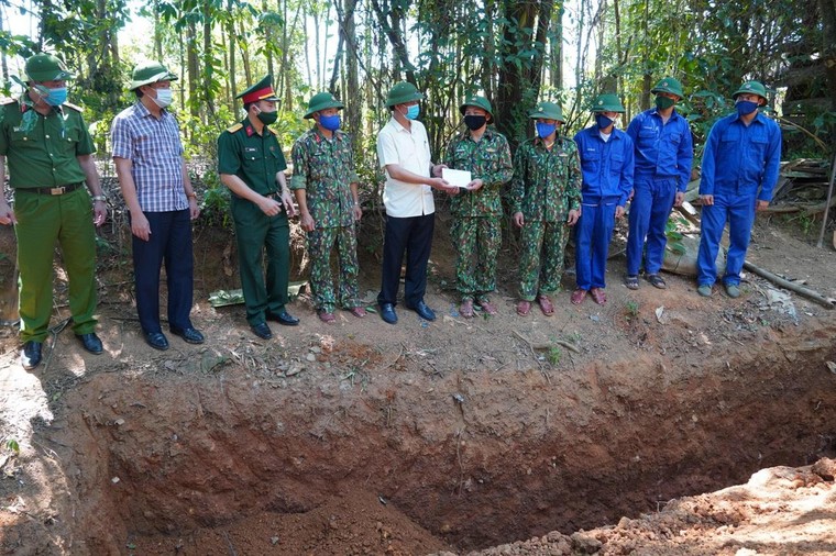 Quảng Trị: Truy điệu và an táng 40 hài cốt liệt sĩ ảnh 1