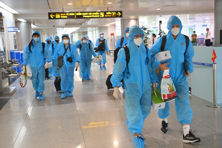 Chuyến bay đặc biệt của Bamboo Airways đón những “chiến binh sao vàng” về nước ảnh 7