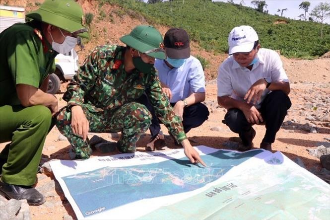 Bắt đầu tìm kiếm 5 nạn nhân mất tích ở thủy điện Rào Trăng 3 ảnh 1