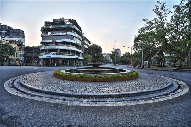 Hà Nội ngày đầu triển khai thực hiện giãn cách xã hội ảnh 4