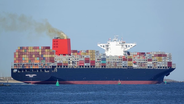 Chuỗi cung ứng toàn cầu gặp khó khăn do thiên tai và dịch bệnh ảnh 1