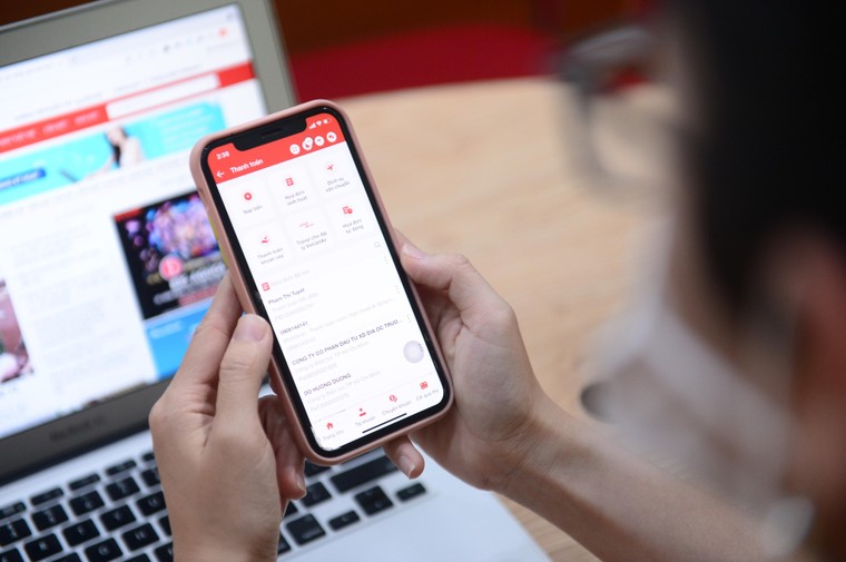 Miễn phí chuyển tiền không giới hạn cùng gói HDBank Sky One ảnh 1