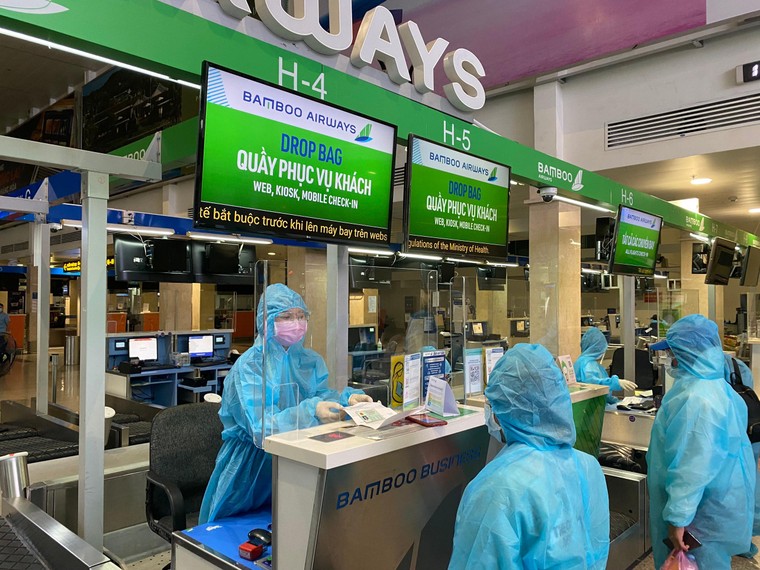 Bamboo Airways phối hợp thực hiện chuyến bay thứ 7 đưa công dân Bình Định về quê ảnh 2