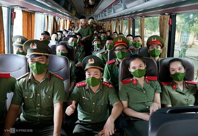 Gần 1.000 học viên công an vào miền Nam hỗ trợ chống dịch ảnh 1
