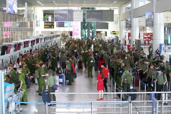 Gần 1.000 học viên công an vào miền Nam hỗ trợ chống dịch ảnh 2