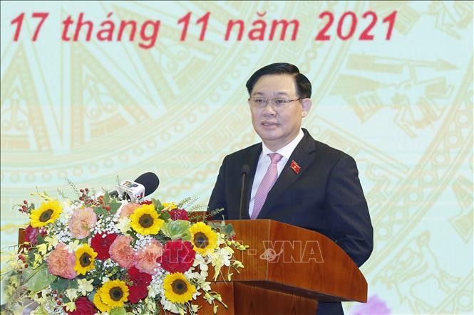 Chủ tịch Quốc hội Vương Đình Huệ tiếp xúc cử tri Hải Phòng ảnh 1