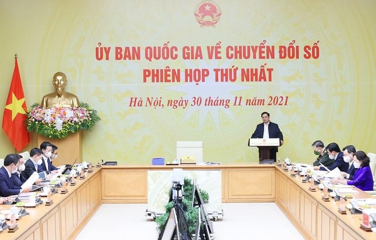 Thủ tướng chủ trì phiên họp thứ nhất Ủy ban quốc gia về chuyển đổi số ảnh 1