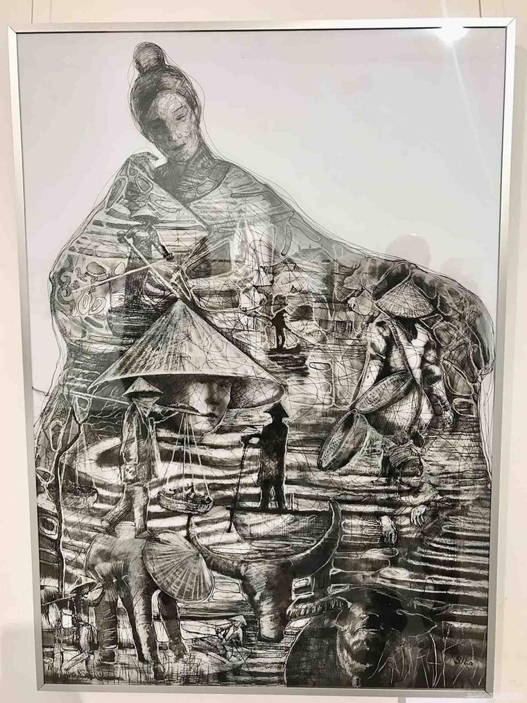 Triển lãm tranh kỷ niệm 30 năm quan hệ ngoại giao Việt Nam - Ukraine ảnh 2