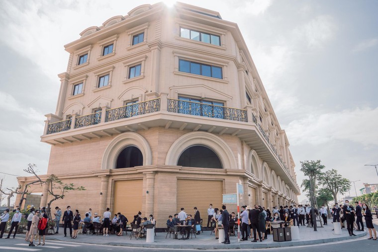 Hàng nghìn lượt khách tham gia sự kiện khai trương 'kép' tại dự án Regal Maison Phu Yen ảnh 5