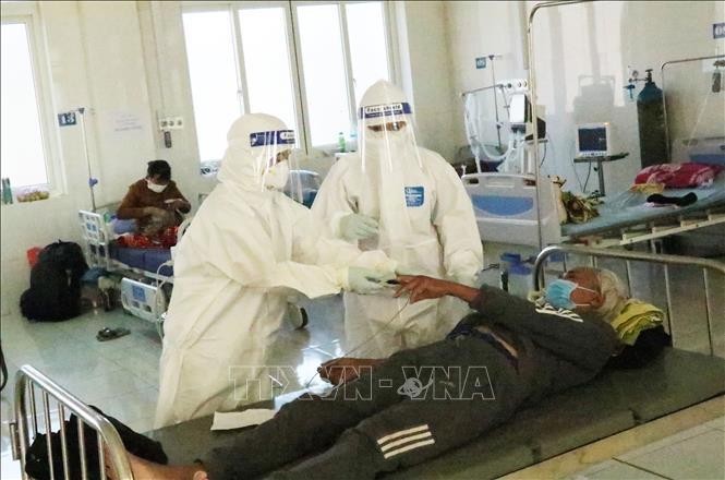 Những nữ 'chiến binh' trên mặt trận chống dịch ảnh 2