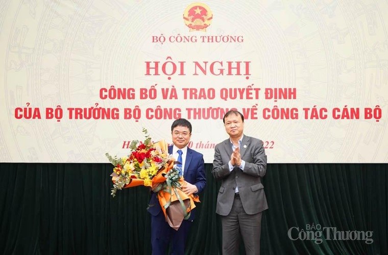 Trao quyết định bổ nhiệm Phó Tổng Biên tập Báo Công Thương ảnh 3