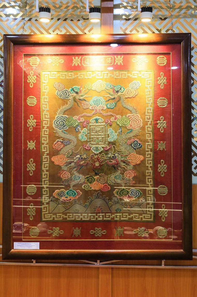 Ngắm cổ vật hoàng cung, hiểu thêm về văn hóa cung đình Huế ảnh 2