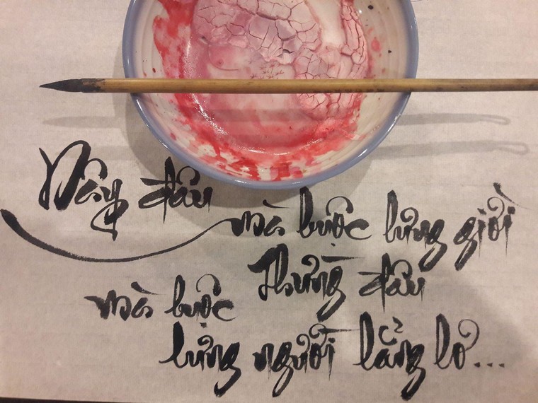 Đi tìm hình cho thư pháp Quốc ngữ ảnh 4