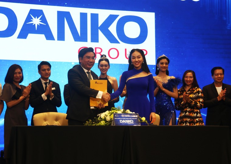 Miss World Vietnam 2022: Ngoại ngữ là điểm cộng quan trọng ảnh 6