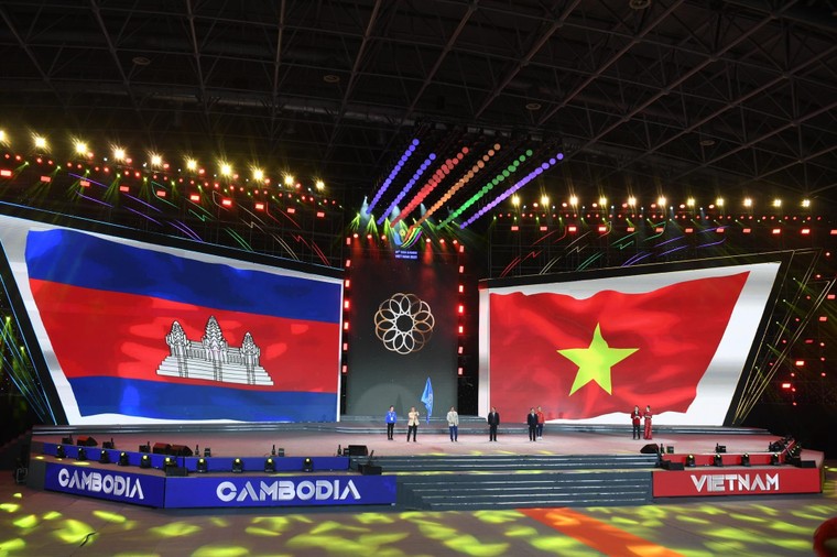 Chùm ảnh đẹp về lễ bế mạc SEA Games 31: Hội tụ để tỏa sáng ảnh 6