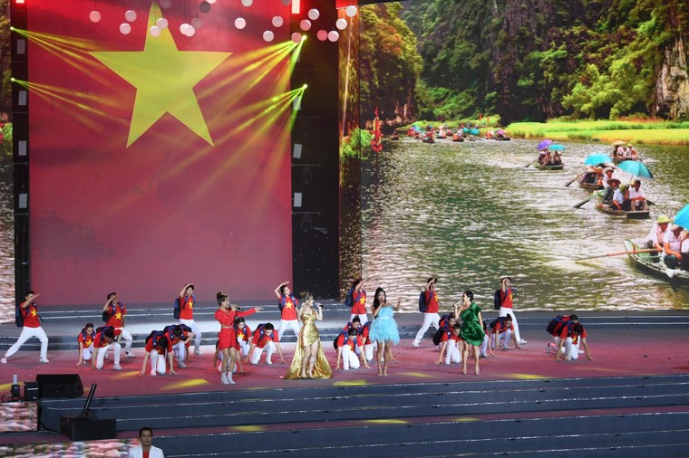 Chùm ảnh đẹp về lễ bế mạc SEA Games 31: Hội tụ để tỏa sáng ảnh 8