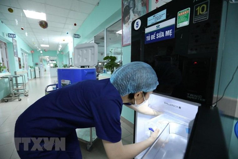 Cận cảnh ngân hàng sữa mẹ đầu tiên tại thủ đô Hà Nội ảnh 5