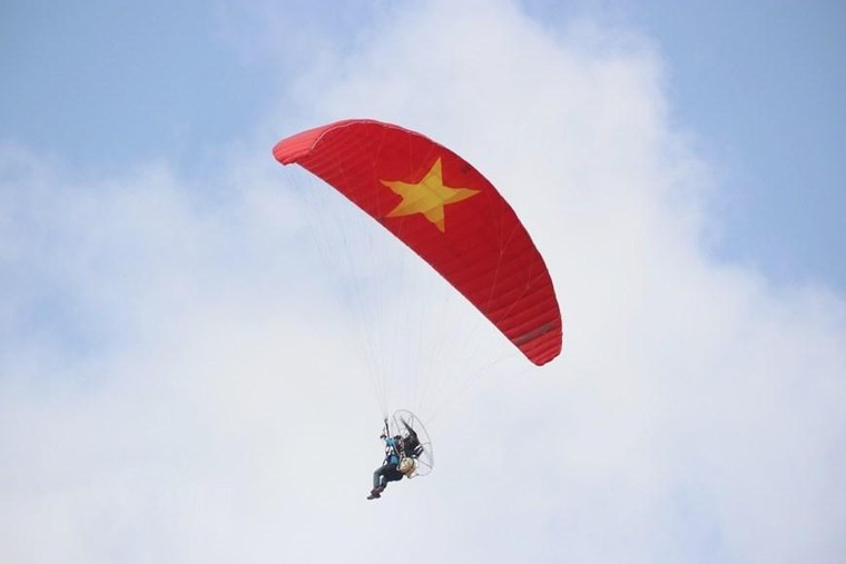 Thành phố Hồ Chí Minh khai mạc Lễ hội Tết Độc Lập ảnh 6