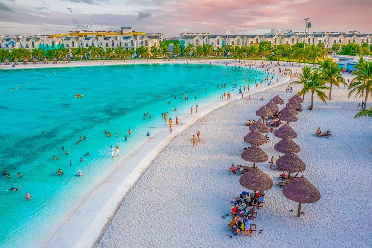 Lập team khám phá “biển trong lòng Hà Nội” dịp Quốc khánh ảnh 1