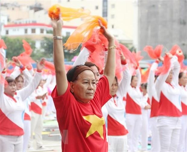 TP HCM: Buổi đồng diễn thể dục dưỡng sinh, yoga xác lập 2 kỷ lục mới ảnh 1