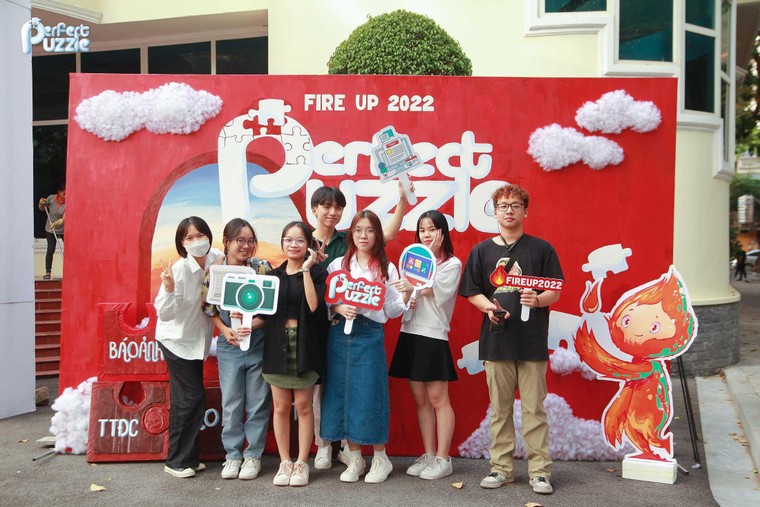 Địa điểm check in “cực độc” tại trường Báo cho tân sinh viên ảnh 2