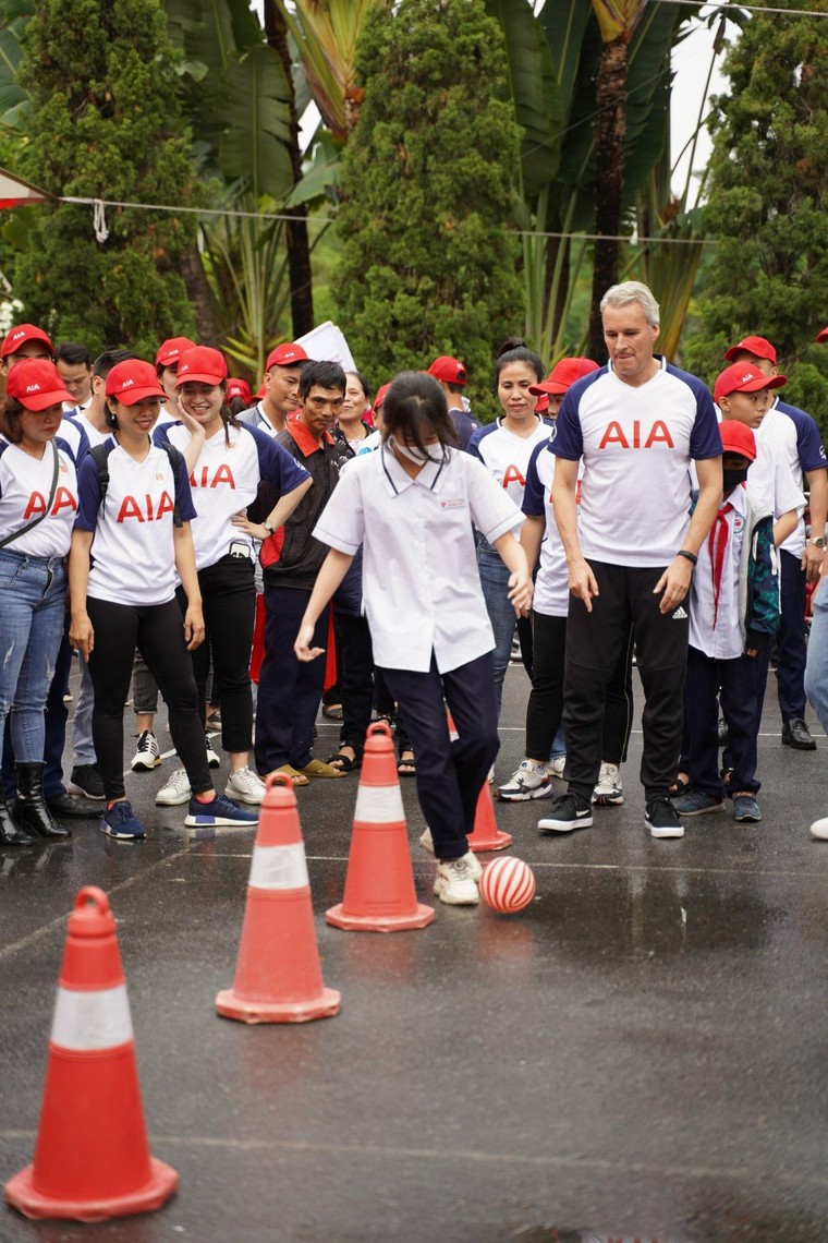 "Hành trình cuộc sống": Mang niềm vui đến với trẻ em khó khăn thành phố Hải Phòng ảnh 4