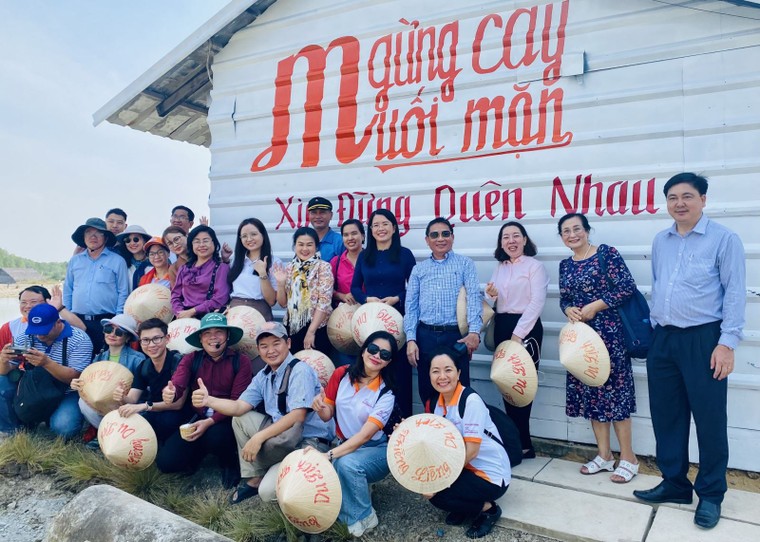 TP Hồ Chí Minh: Nhiều hoạt động văn hóa, du lịch chào đón năm mới 2023 ảnh 2