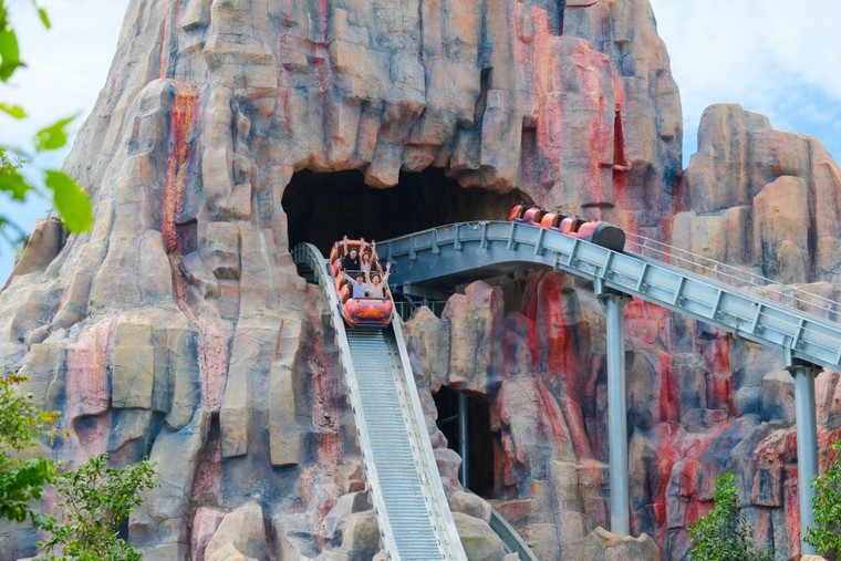 Xuyên không đón ‘Tết chất’ khắp 3 miền VinWonders ảnh 11